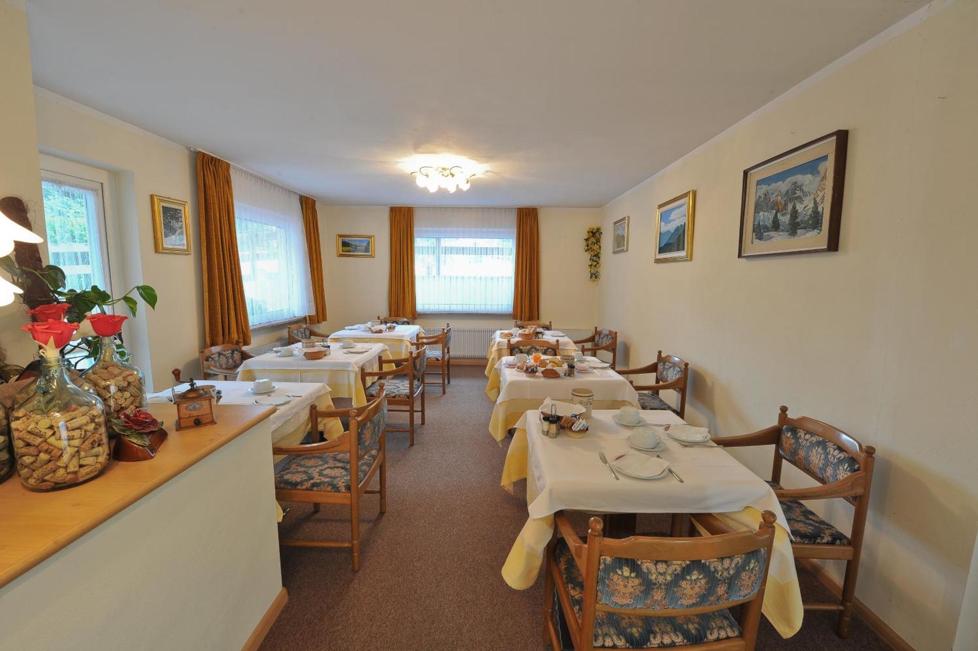 Hotel Cristallo Vigo di Fassa Kültér fotó