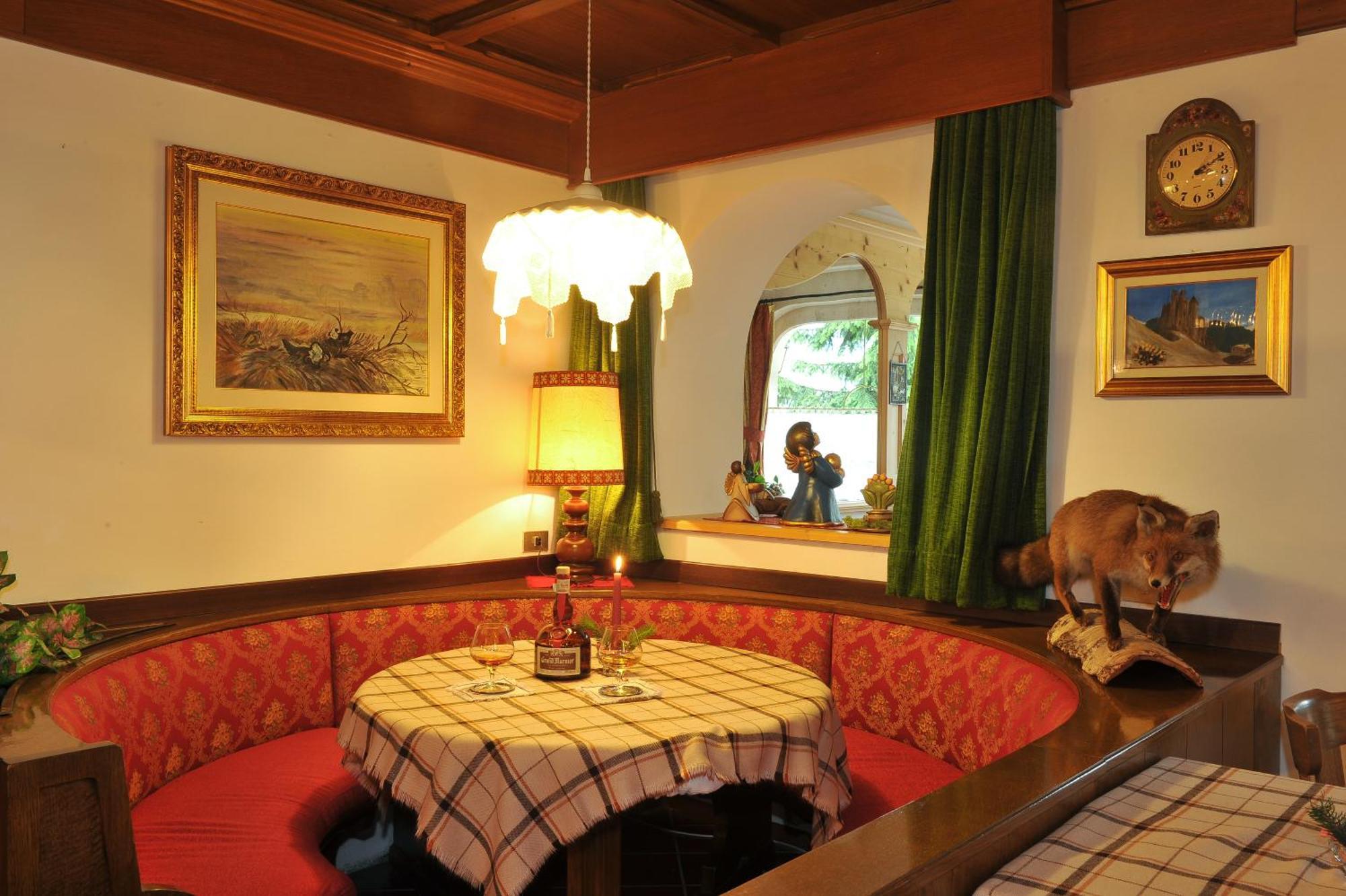 Hotel Cristallo Vigo di Fassa Kültér fotó