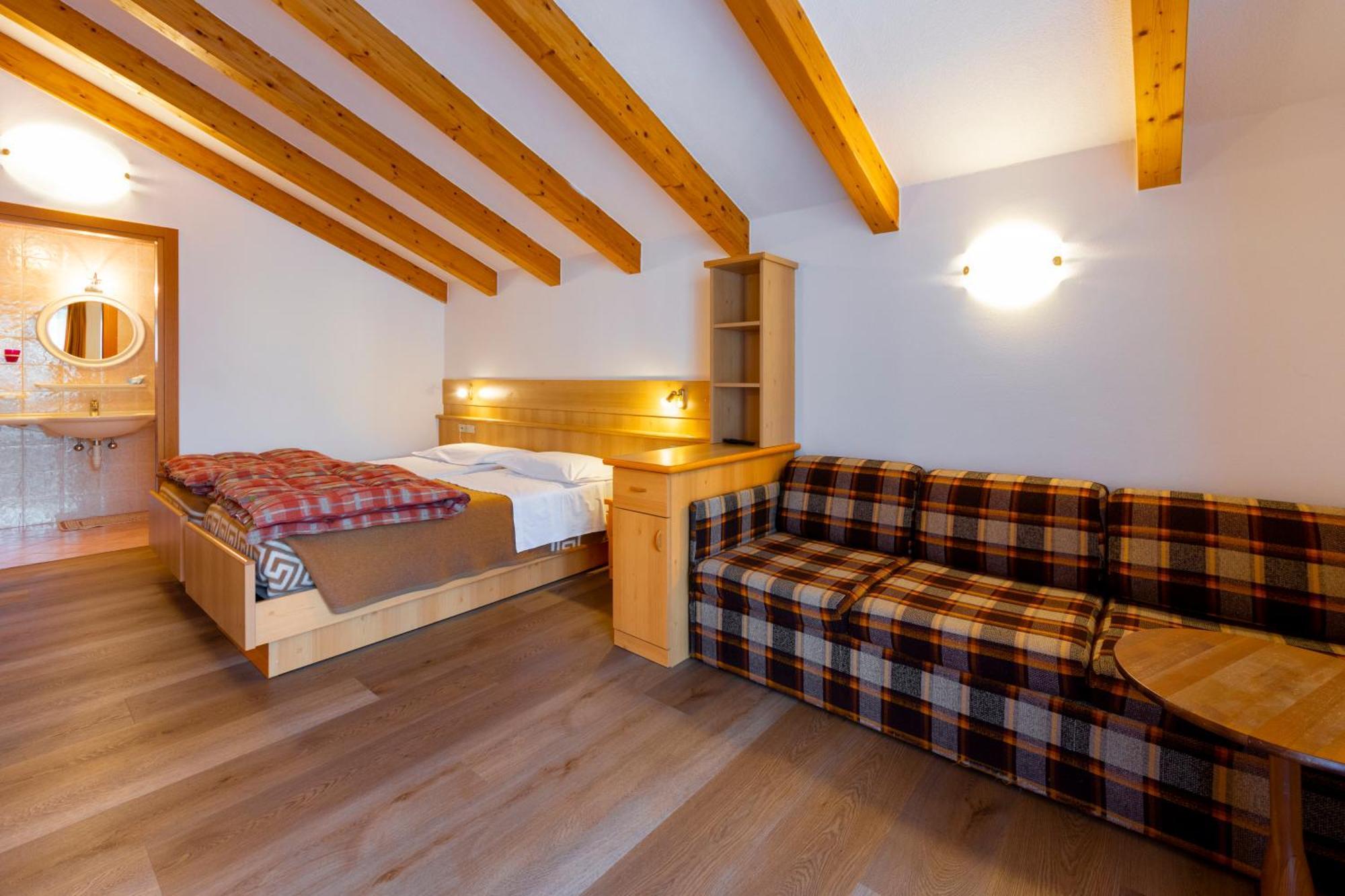 Hotel Cristallo Vigo di Fassa Kültér fotó