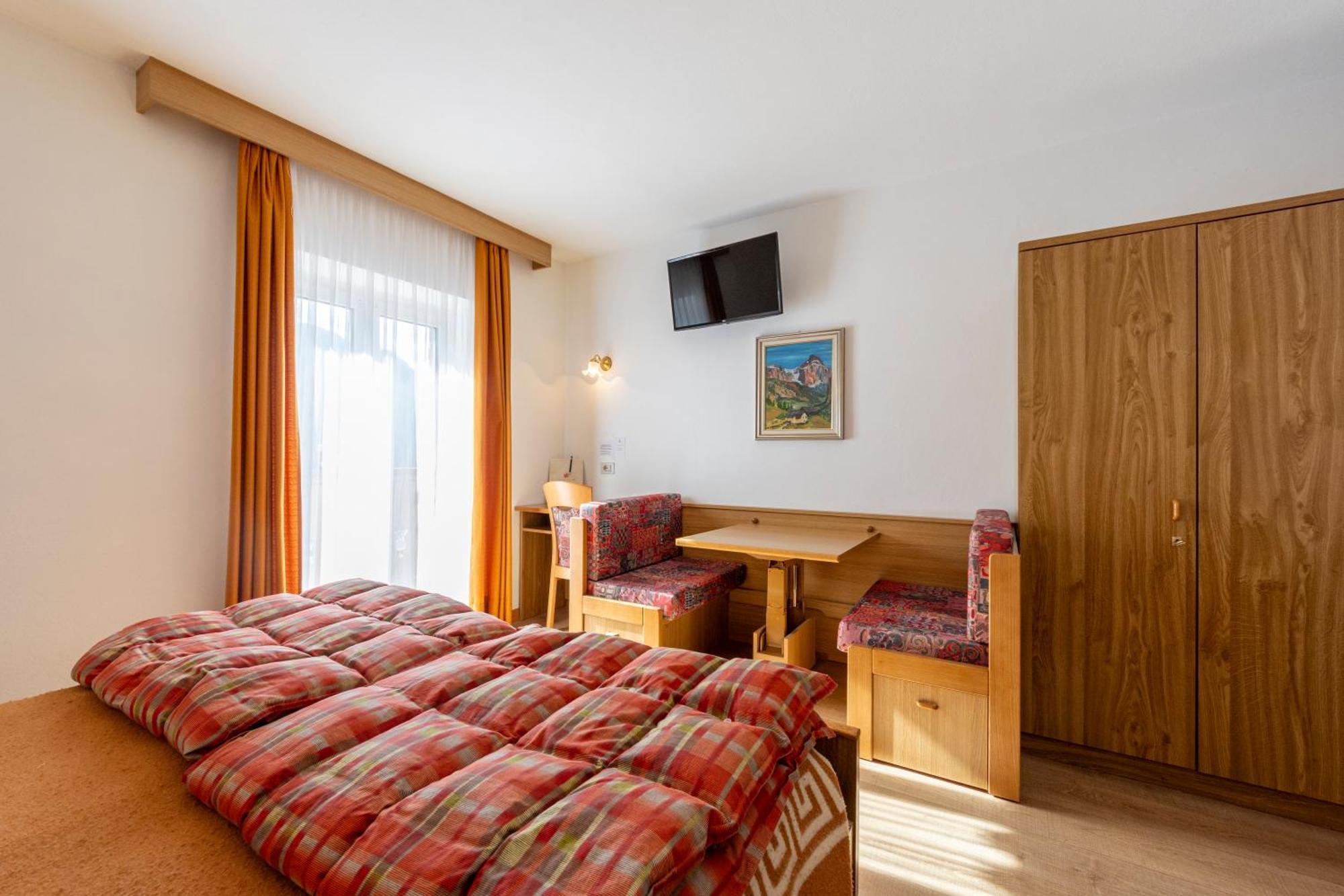 Hotel Cristallo Vigo di Fassa Kültér fotó